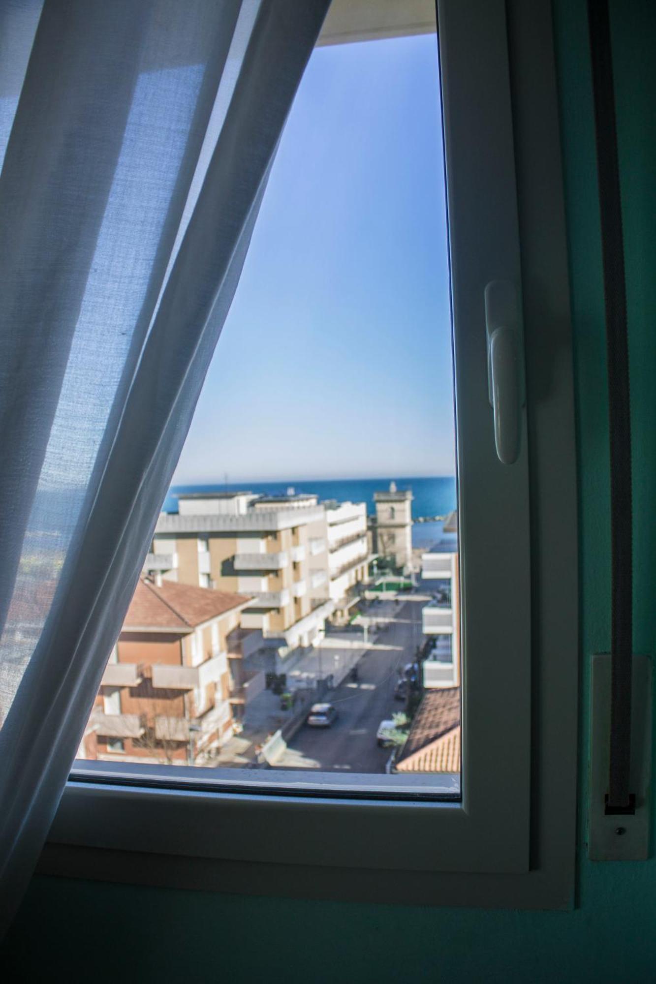 Cima Apartahotel